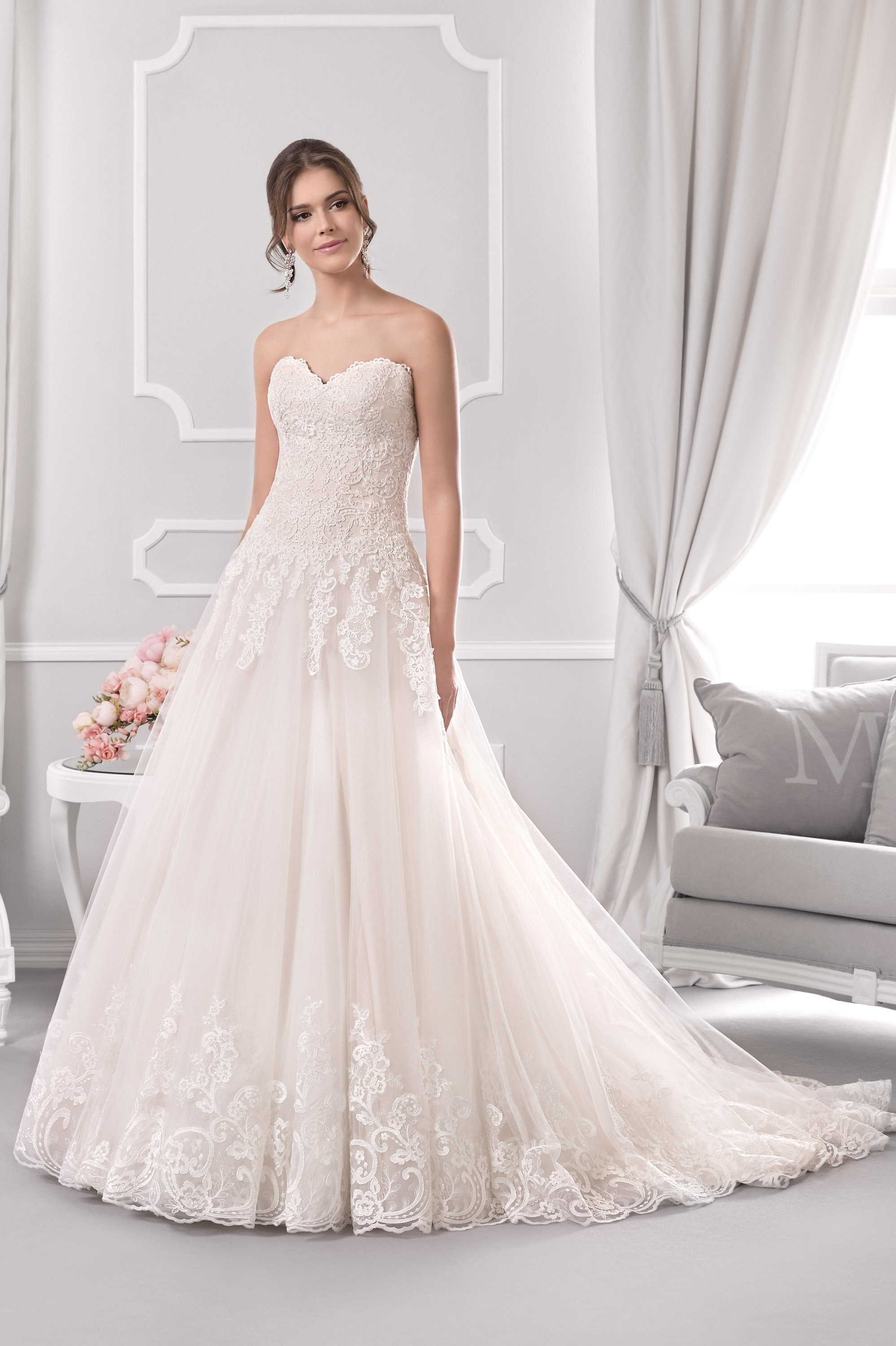 Brautkleid-April-von-Samyra-FashionnIrJWwLZ972zk Brautkleid April Gr. 40 (beige/ivory)