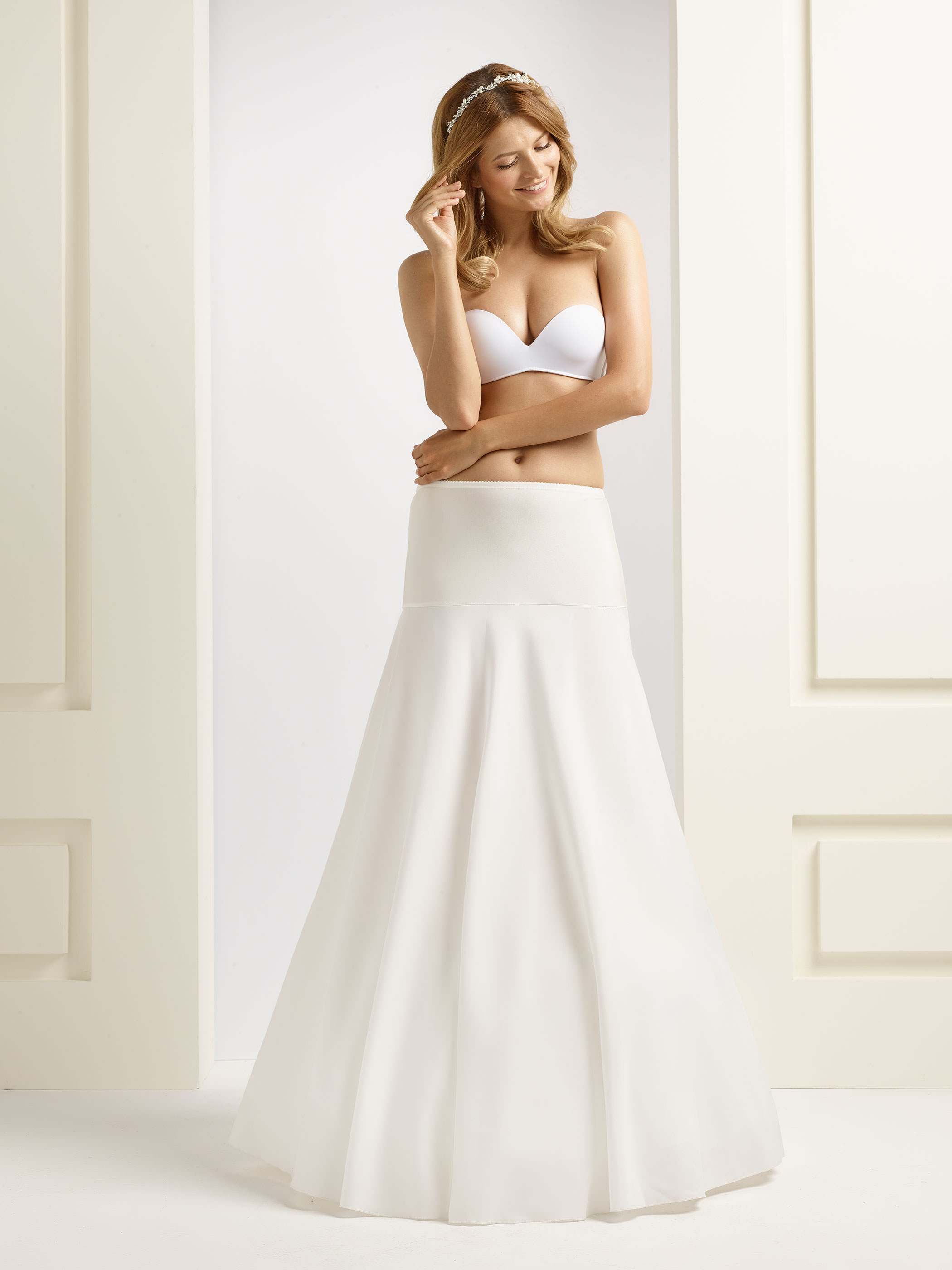 Dieses-Bild-zeigt-Reifrock-H9-220-von-Bianco-Evento Reifrock mit 2 Reifen ohne Rüschen (220cm)