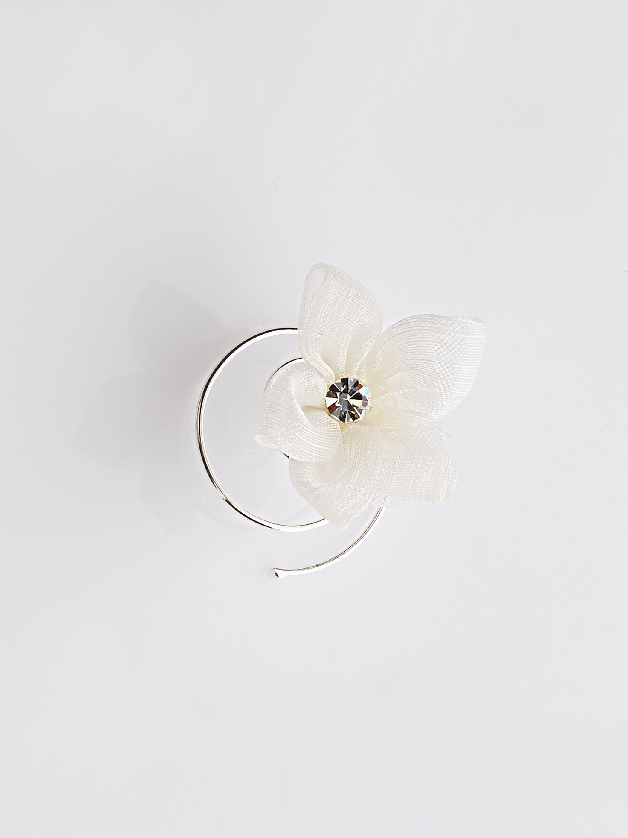 Dieses-Bild-zeigen-Curlies-M12-von-Bianco-Evento_2