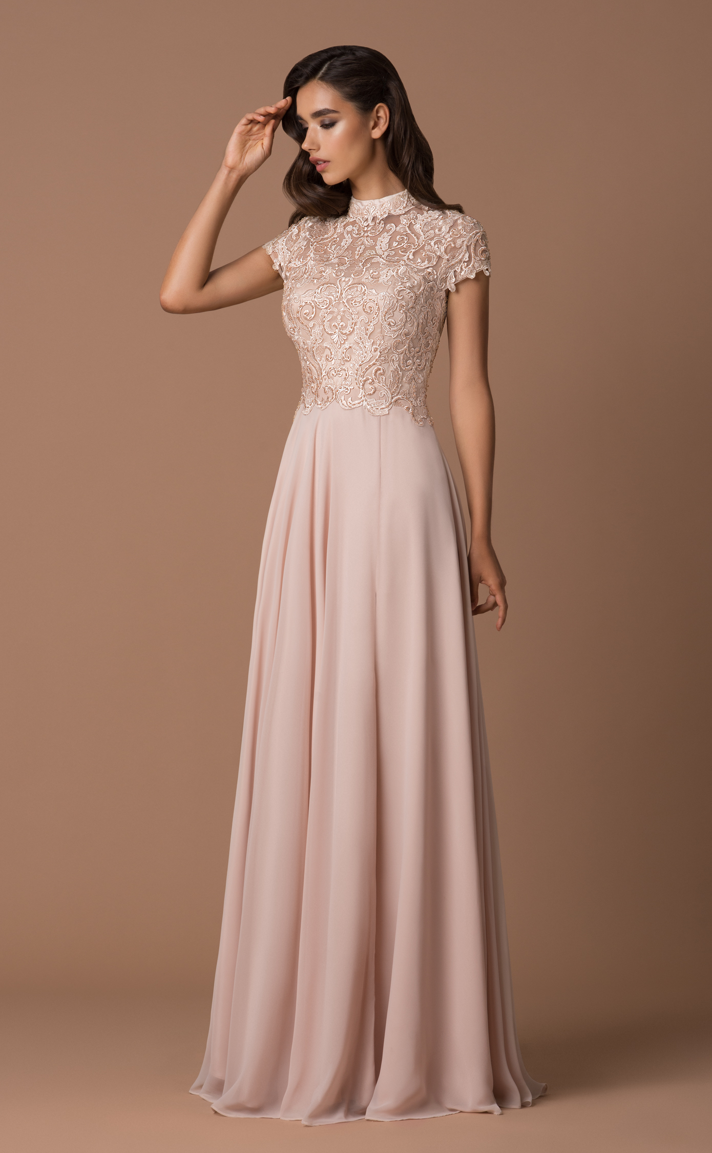 Abendkleid-Tessa-von-Samyra-Fashionhs2BQBNghcKcV Abendkleid Tessa aus Spitze und Chiffon (champagner)