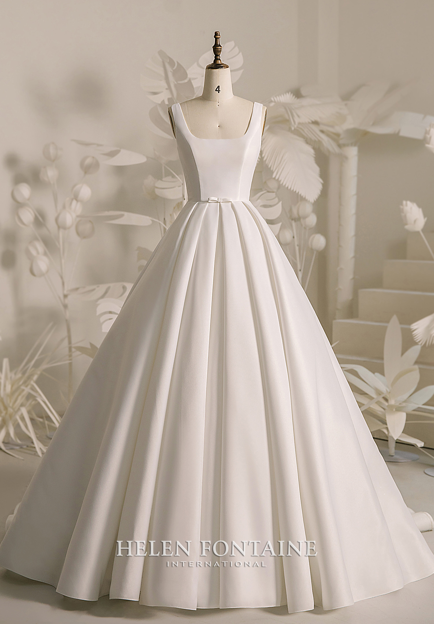 Brautkleid-Hedda-aus-exklusivem-Softmikado_1 Brautkleid Hedda (Softmikado)