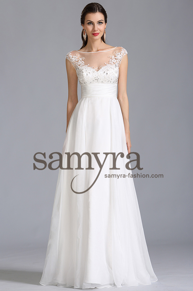 Dieses-Bild-zeigt-Brautkleid-Sarina-von-Samyra-Fashion_1 Brautkleid Sarina aus Chiffon (gebrochenem Weiss)