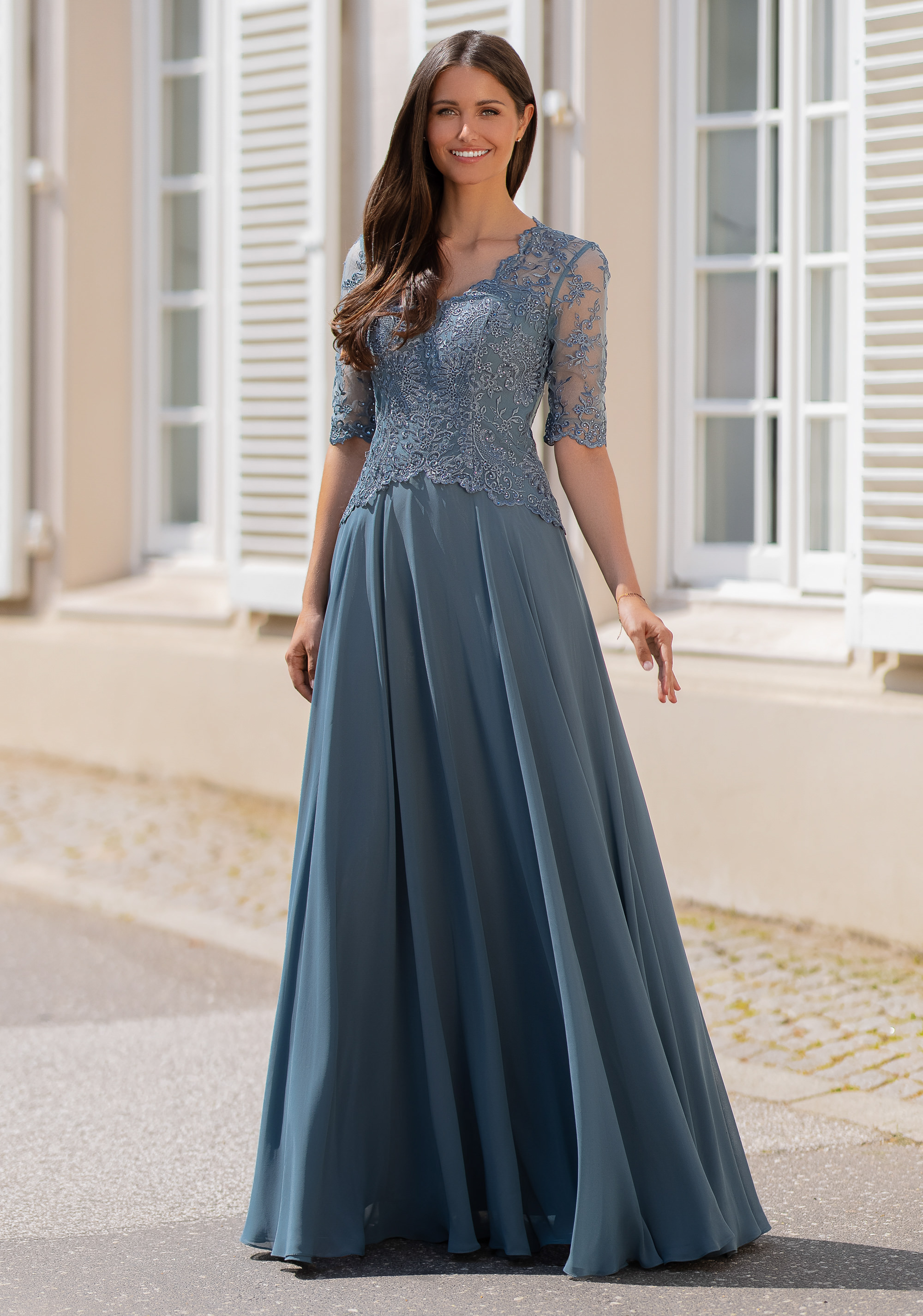Chiffon-Abendkleid-mit-halblangen-rmeln-in-Moonlight-Jade-0350_1 Abendkleid Camina (Moonlight Jade)